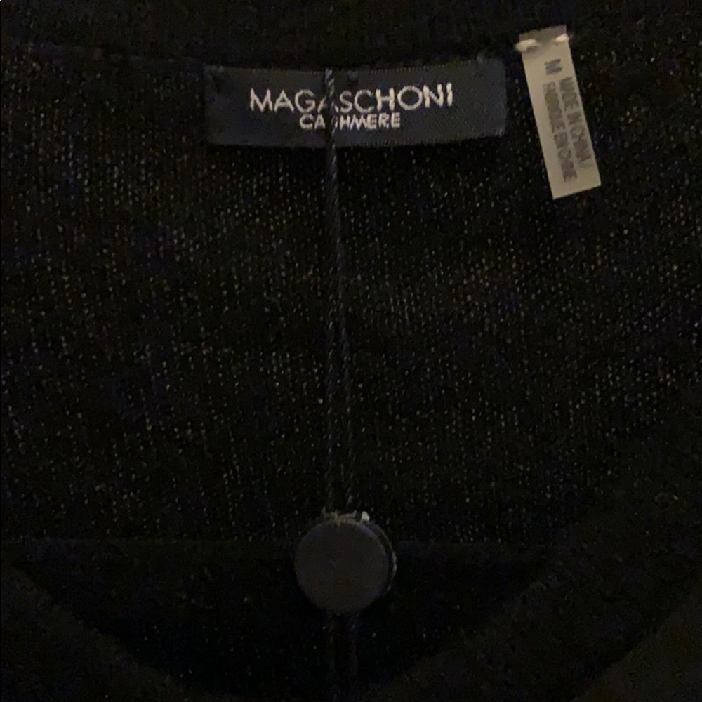 Sweater - Picture 3 of 4
